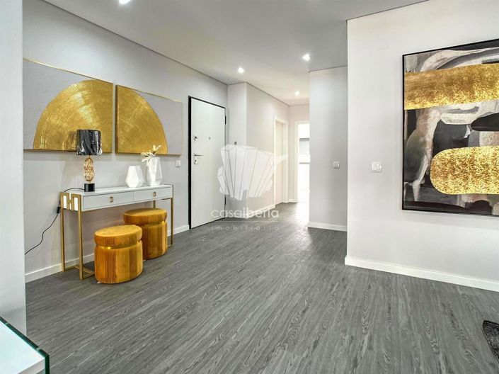 Image No.25-3 Bed Apartment for sale