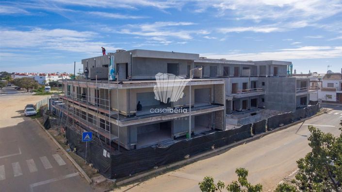 Image No.8-2 Bed Apartment for sale