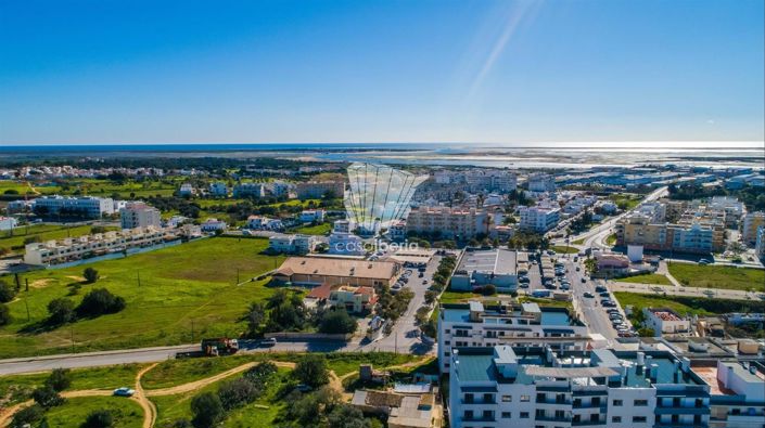 Image No.1-3 Bed Apartment for sale