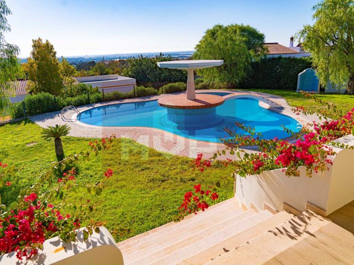 Image No.15-6 Bed House for sale