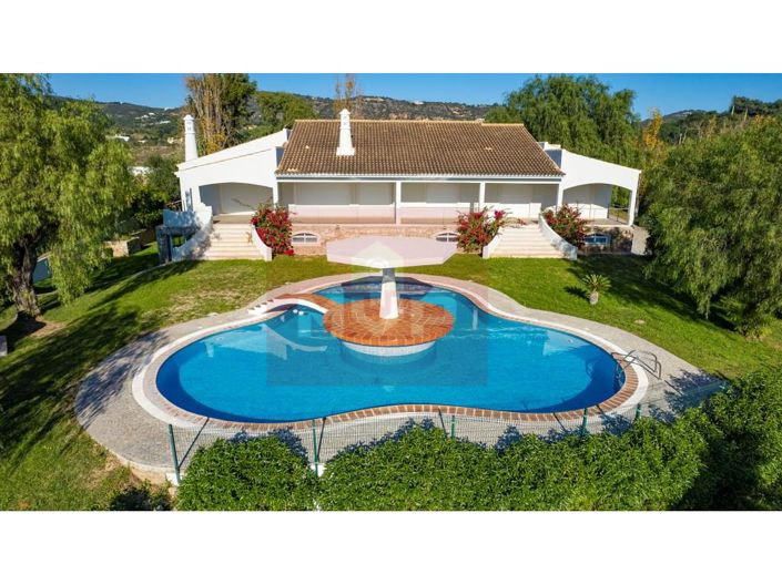 Image No.46-6 Bed House for sale