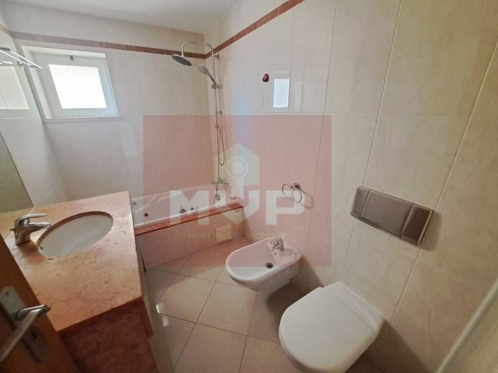 Image No.12-3 Bed Apartment for sale