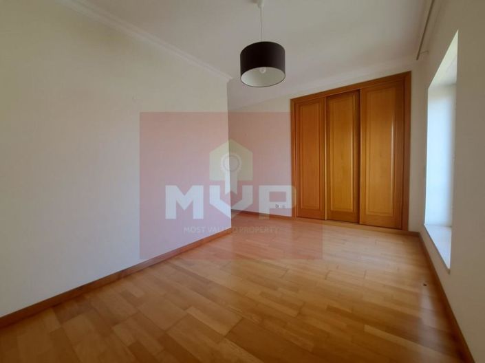 Image No.14-3 Bed Apartment for sale