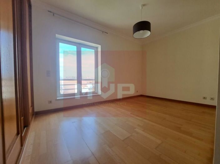 Image No.15-3 Bed Apartment for sale