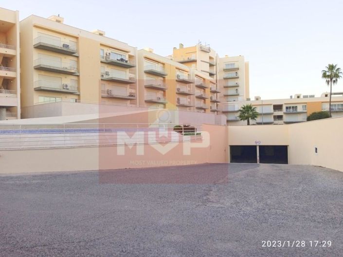 Image No.28-3 Bed Apartment for sale