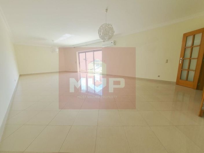 Image No.4-3 Bed Apartment for sale