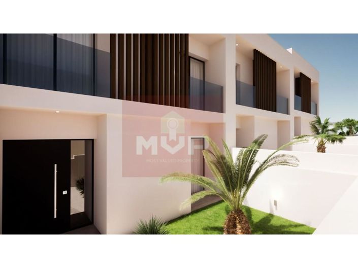 Image No.33-4 Bed House for sale