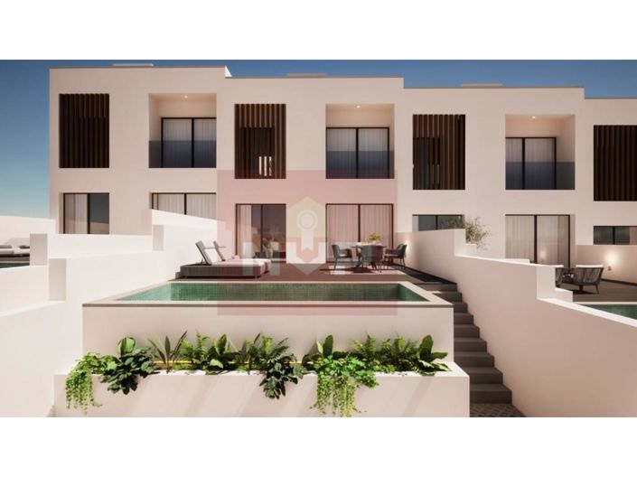 Image No.34-4 Bed House for sale