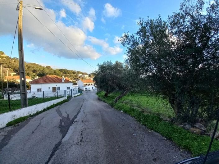 Image No.8-5 Bed House for sale