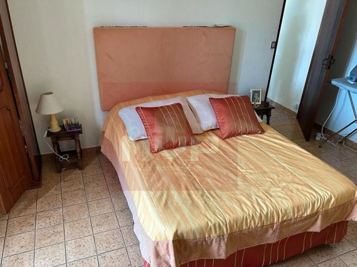 Image No.11-6 Bed House for sale