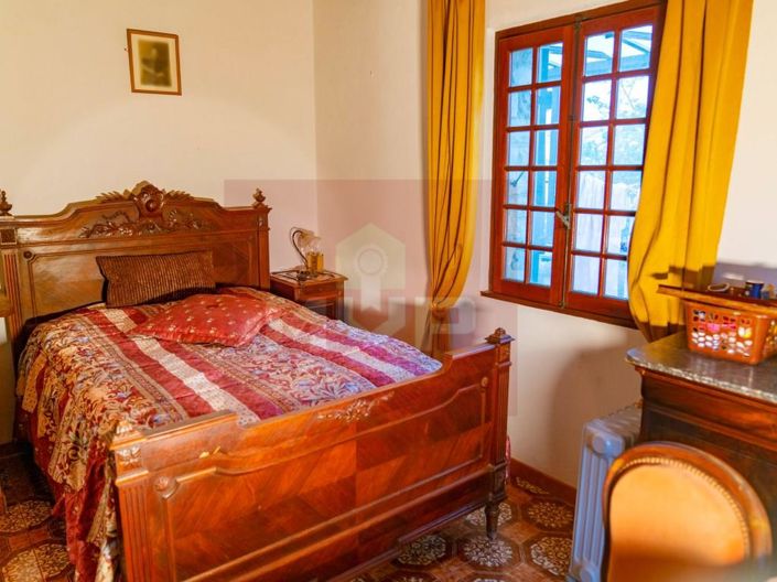 Image No.13-6 Bed House for sale