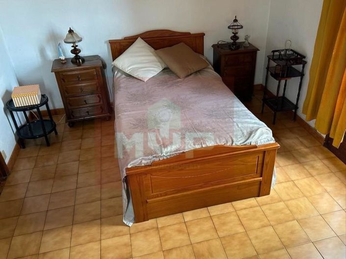 Image No.15-6 Bed House for sale