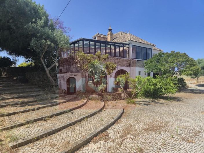 Image No.3-6 Bed House for sale