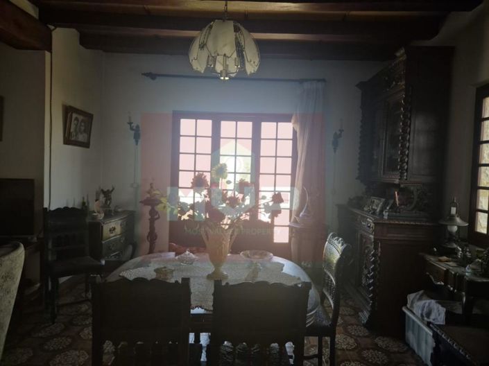 Image No.9-6 Bed House for sale