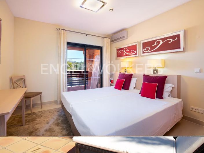 Image No.16-3 Bed House for sale