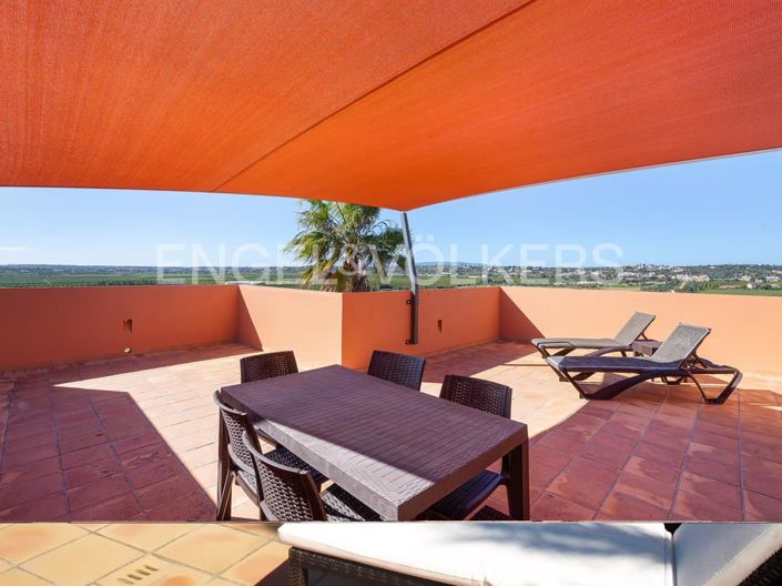 Image No.24-3 Bed House for sale