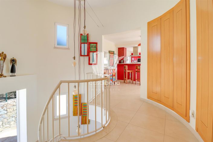 Image No.16-4 Bed House for sale