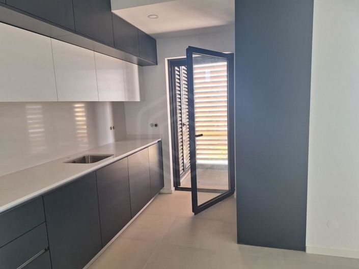 Image No.17-3 Bed Apartment for sale