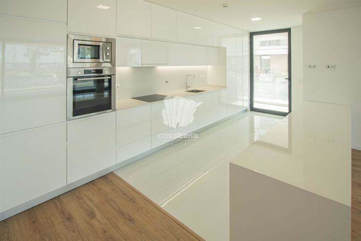 Image No.16-2 Bed Apartment for sale