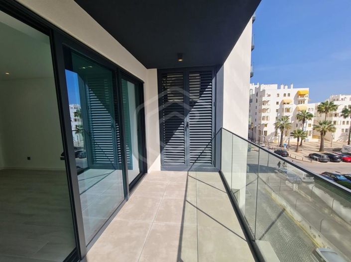 Image No.17-2 Bed Apartment for sale