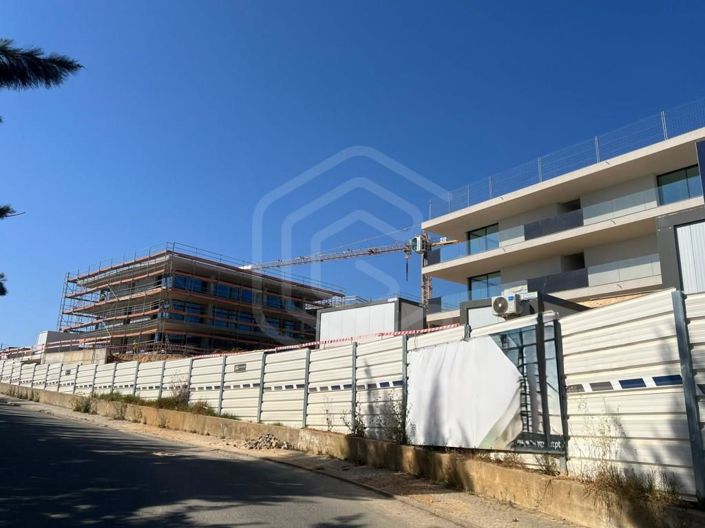 Image No.23-2 Bed Apartment for sale