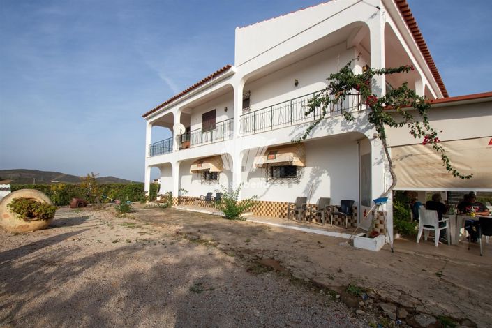 Image No.2-3 Bed House for sale