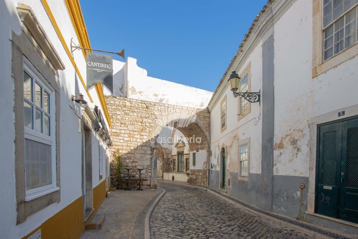 Image No.25-3 Bed Apartment for sale