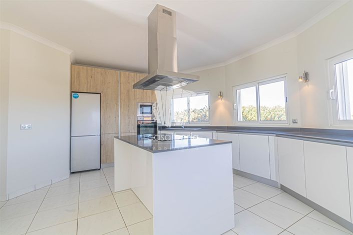 Image No.14-3 Bed House for sale