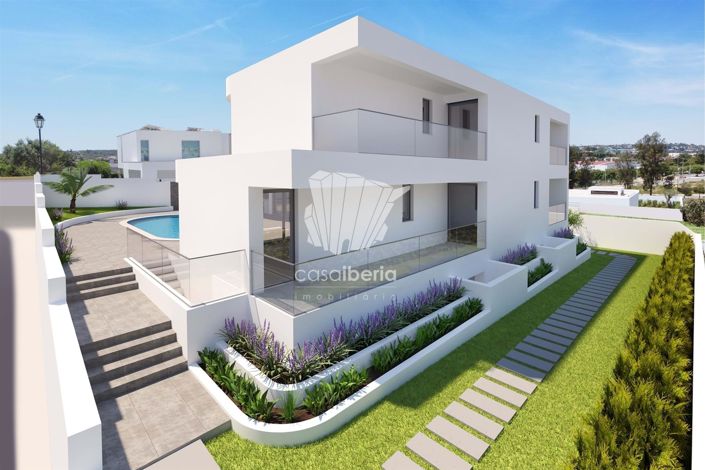 Image No.8-3 Bed House for sale