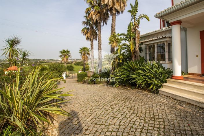 Image No.4-5 Bed House for sale