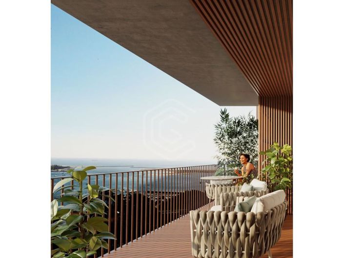 Image No.17-4 Bed Apartment for sale