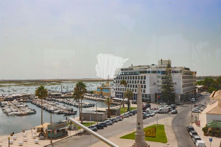 Image No.25-3 Bed Apartment for sale