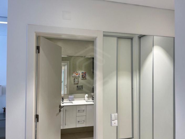 Image No.18-3 Bed Apartment for sale