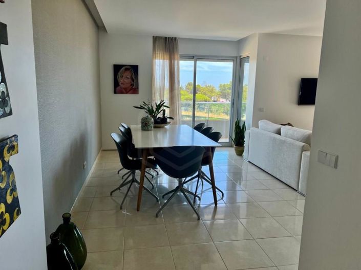 Image No.6-3 Bed Apartment for sale