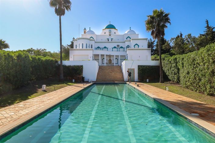 Image No.4-5 Bed House for sale