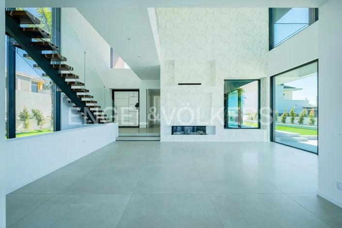 Image No.11-4 Bed House for sale