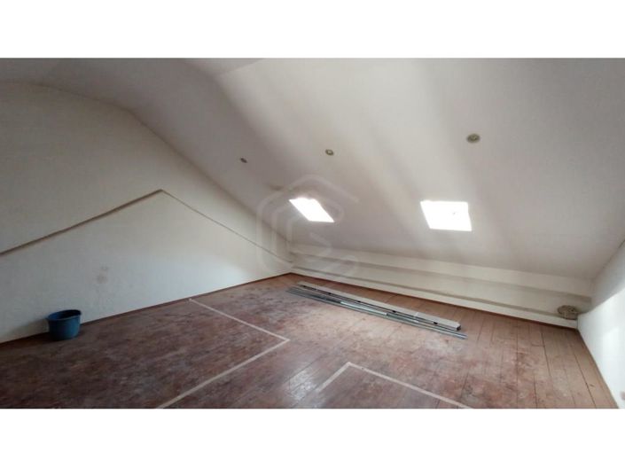 Image No.16-3 Bed House for sale