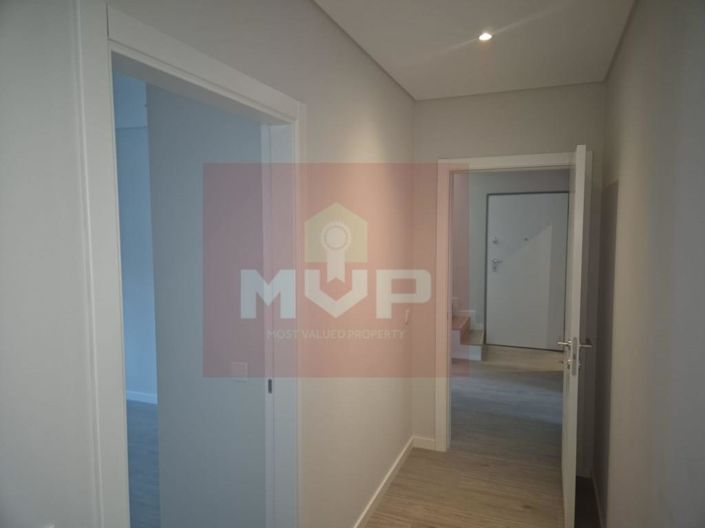 Image No.11-3 Bed Apartment for sale