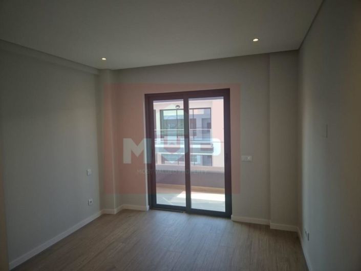 Image No.14-3 Bed Apartment for sale