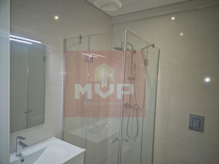 Image No.20-3 Bed Apartment for sale