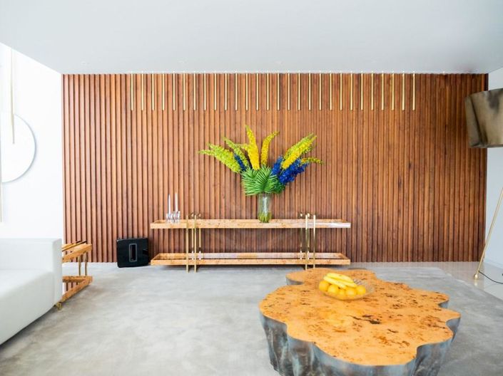 Image No.5-8 Bed House for sale