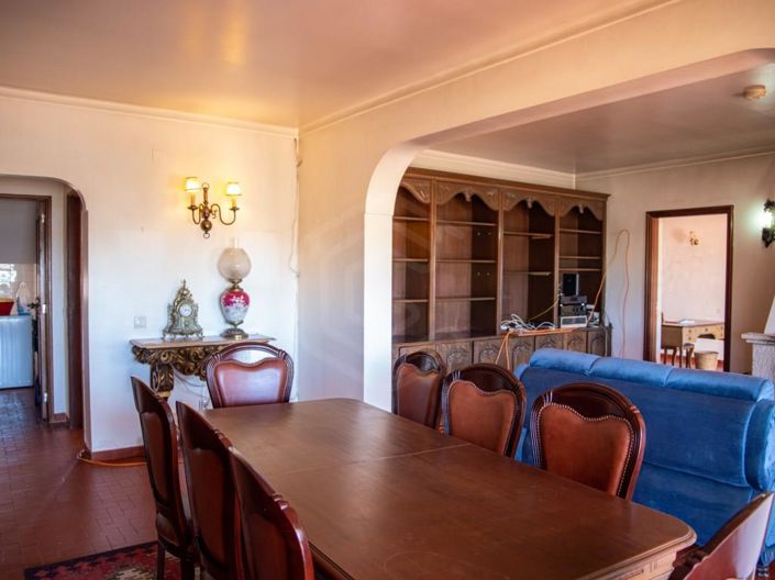 Image No.18-5 Bed House for sale