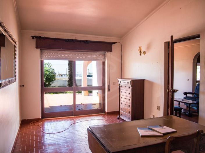 Image No.20-5 Bed House for sale