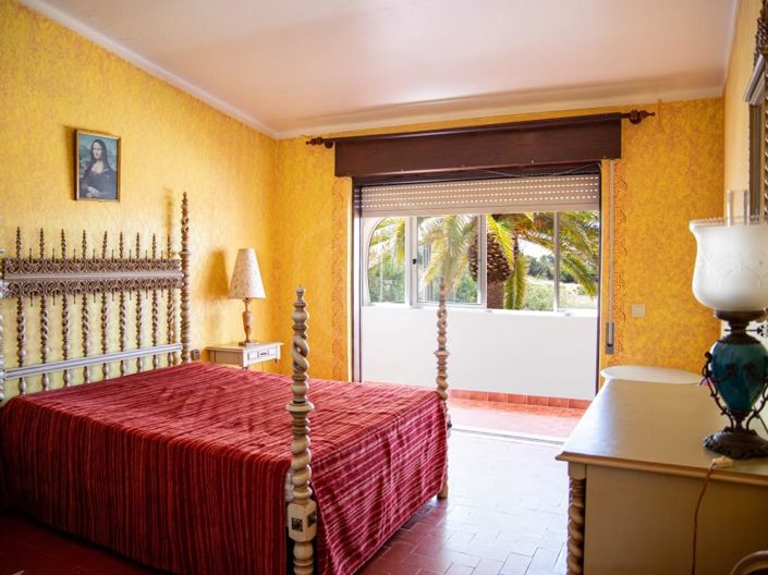 Image No.30-5 Bed House for sale