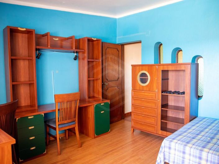 Image No.33-5 Bed House for sale