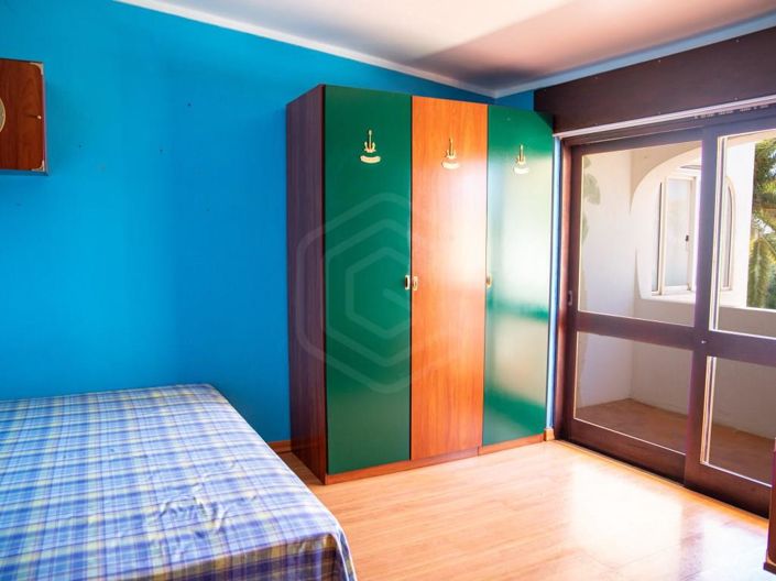 Image No.35-5 Bed House for sale