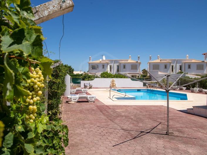 Image No.43-5 Bed House for sale