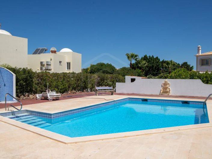 Image No.46-5 Bed House for sale