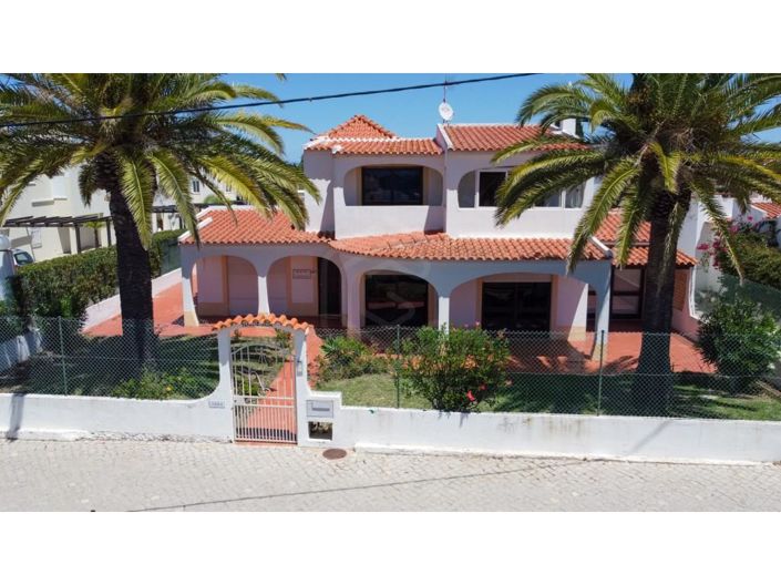 Image No.58-5 Bed House for sale