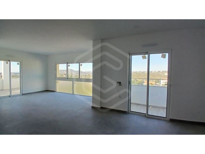 Image No.1-3 Bed Apartment for sale